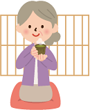 和室でくつろぐ女性